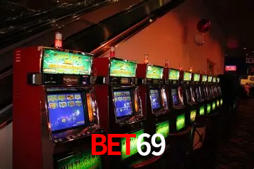 A Popularidade dos Caça-Níqueis no BET69
